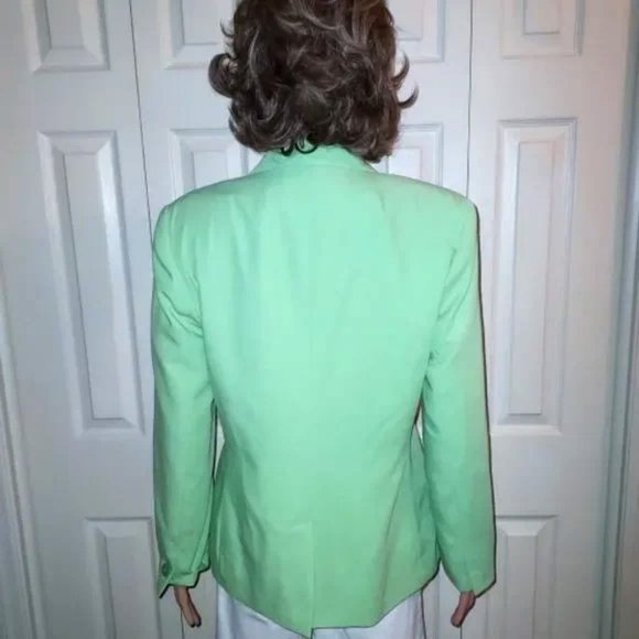 Sag Harbor Light Green Single Button Slit Pockets Size 8 NWOT - Picture 2 of 3